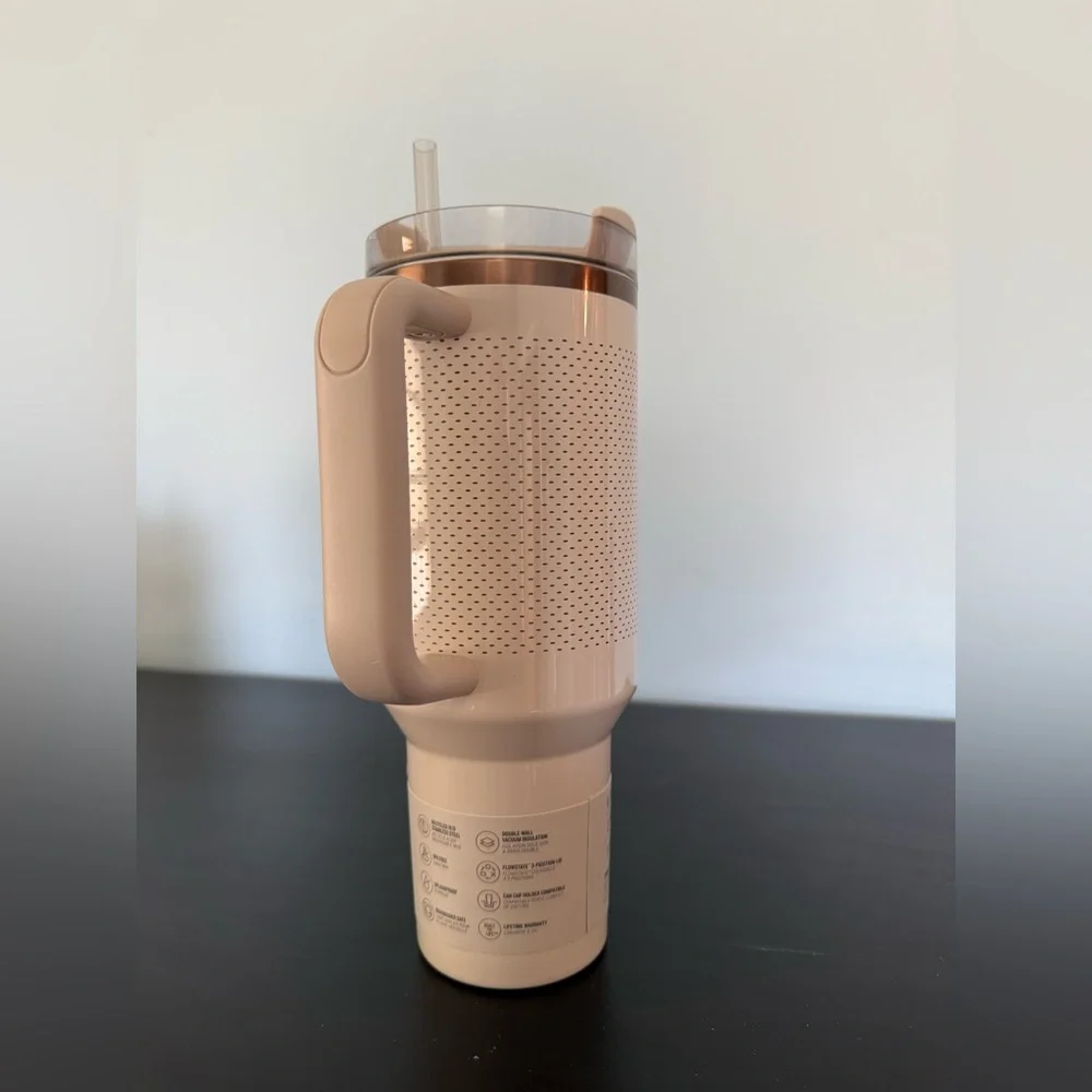 Stanley Quencher H2.0 + Calia 40oz Tumbler: Oat Milk, NEW - Picture 2 of 6